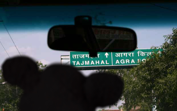Driving to the Taj Mahal