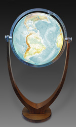 Columbus Erdglobus Co. globe shown lit