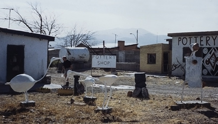 Glen Joffe  visiting Mata Ortiz in July 1994