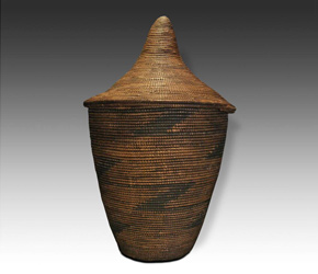 Large Agaseki or Ibeseke basket from the Tutsi people