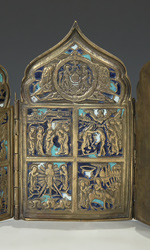This Old Believers icon has four folding leaves, which depict episodes from the life of Christ and the veneration of the Holy Mother This Old Believers icon has four folding leaves, which depict episodes from the life of Christ and the veneration of the Holy Mother