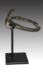Dogon bronze bracelet of kneeling couple