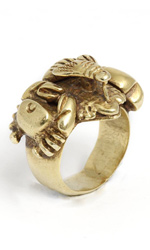 Chief's ring with bee motif, Akan people